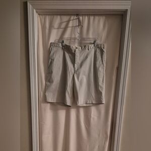 Izod Cream Flat Front Shorts Modern Casual